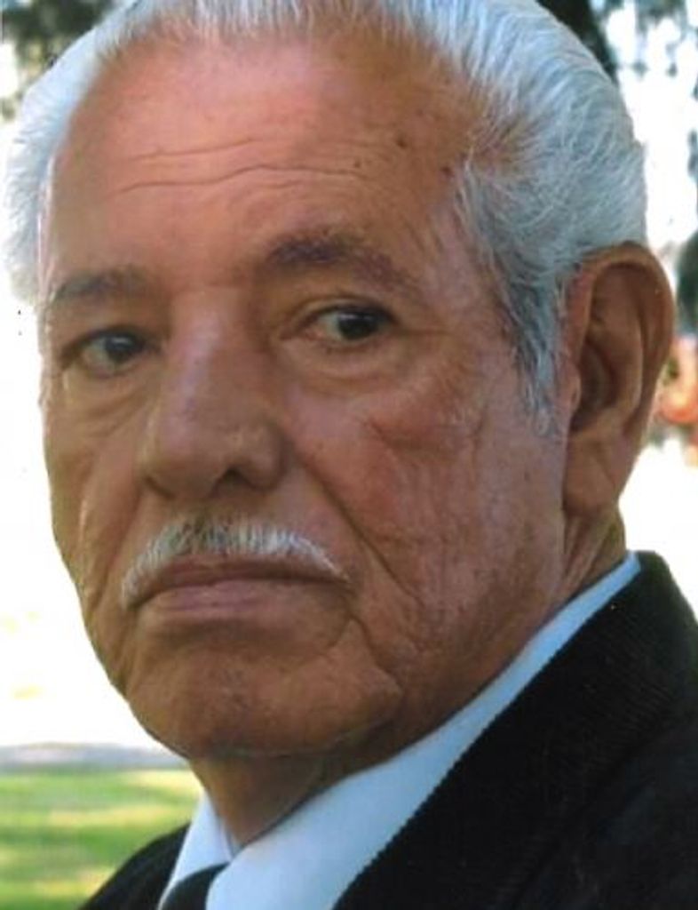 Simon C. Hernandez