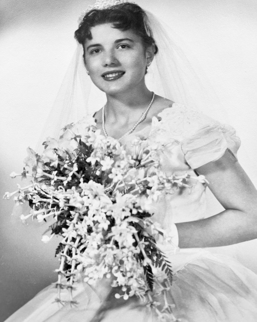 Dora P. (Avellino) Calisi