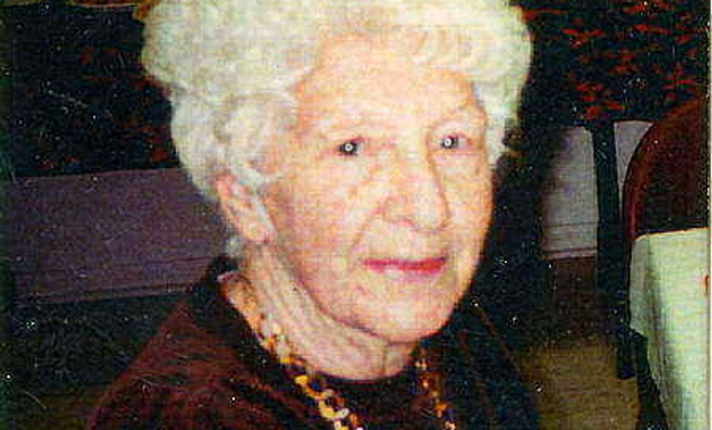 Julia B. Valdivia