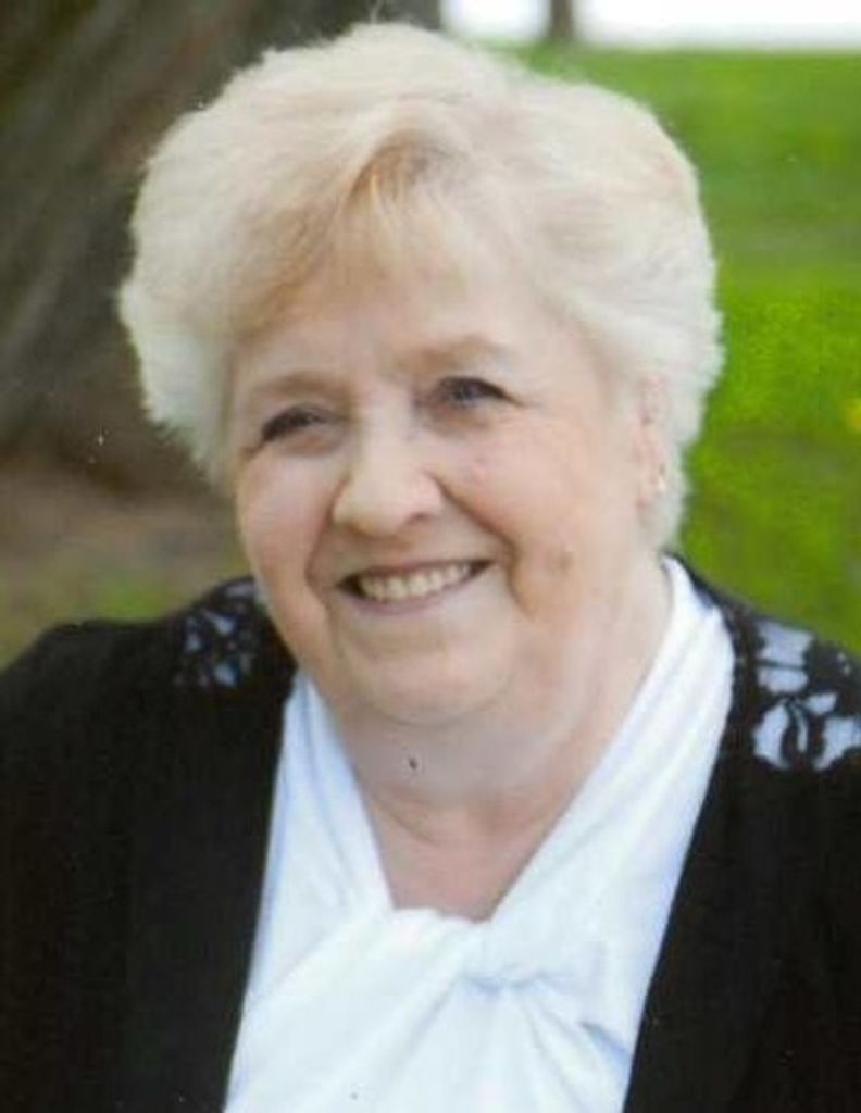 Mary Lee Wiza