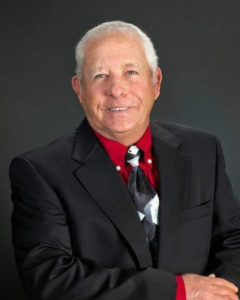 Luther Dale Sanderson Profile Photo