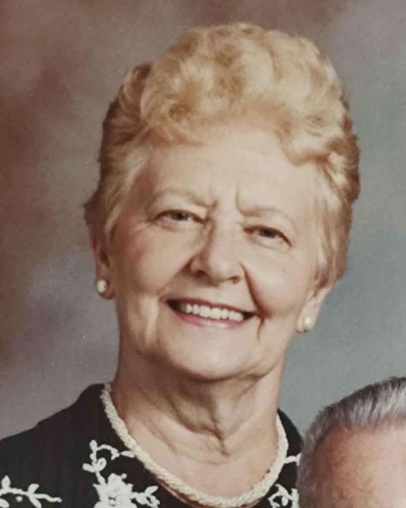 Stella Pisczek Profile Photo