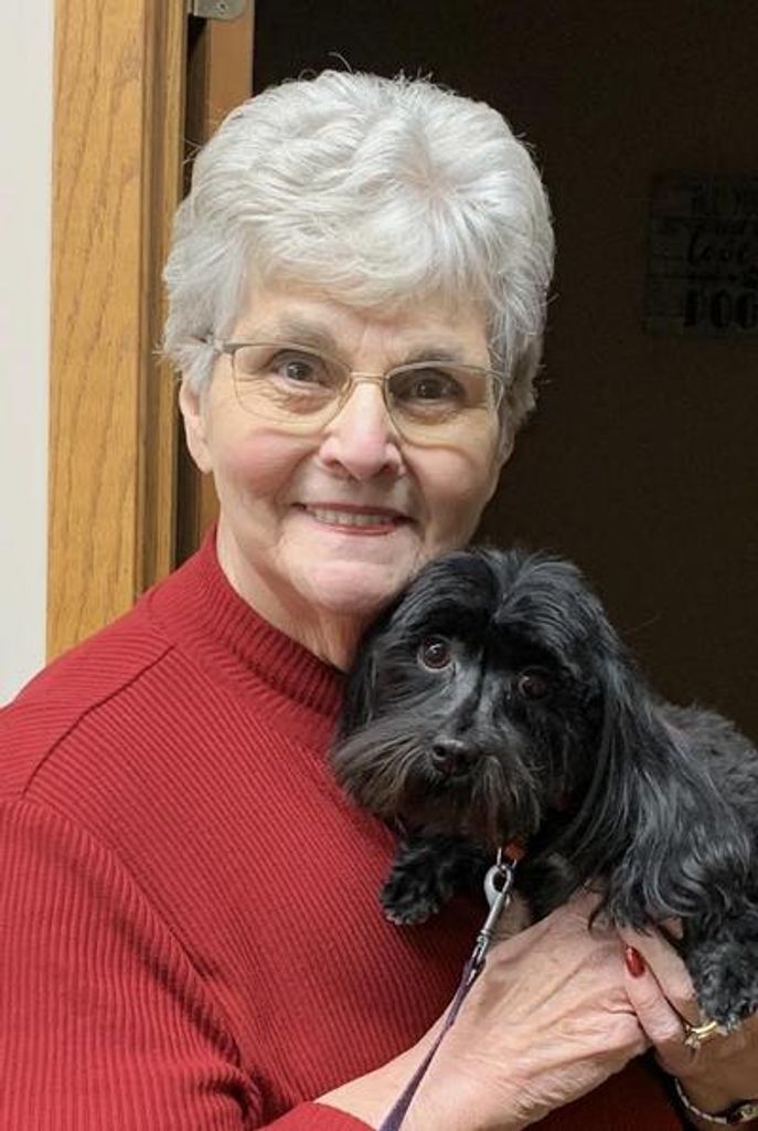 Suzanne "Sue" Hunstad Profile Photo