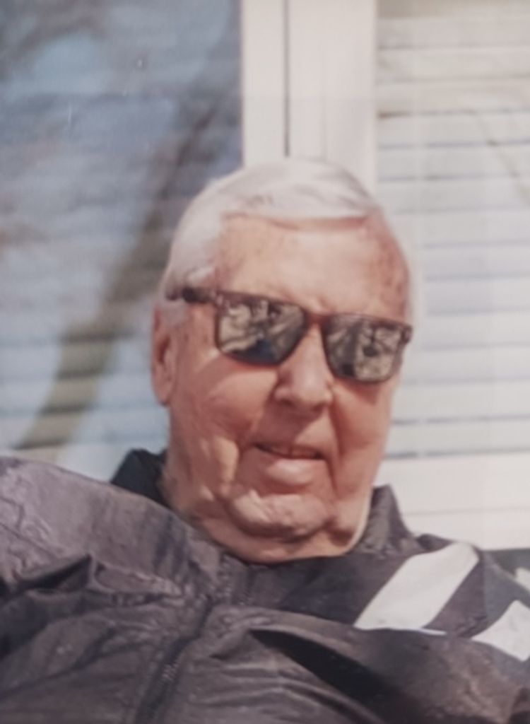 Alexander Michael Kasper Profile Photo