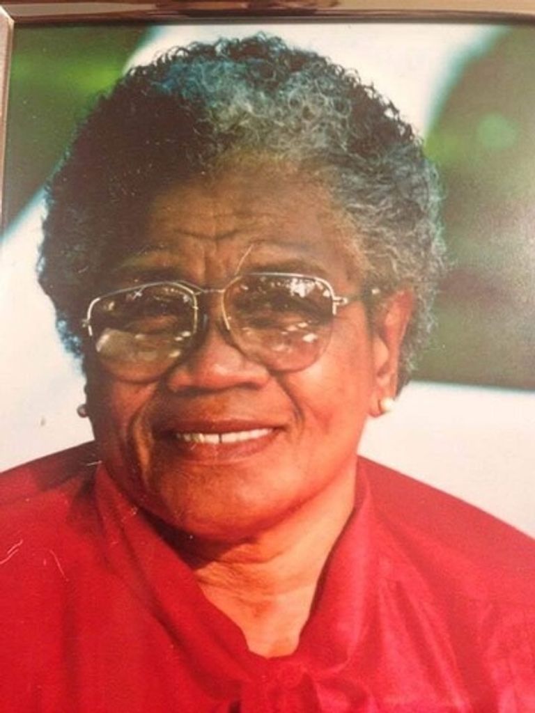 Lucy Lomax May