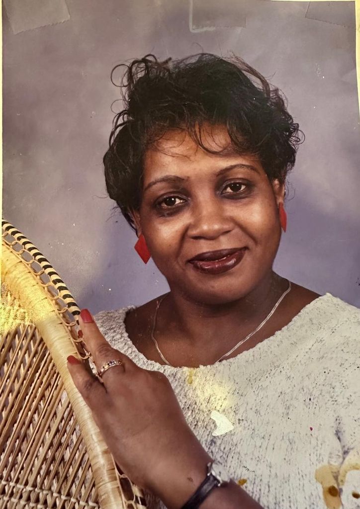Mrs. Shirley Fields Profile Photo