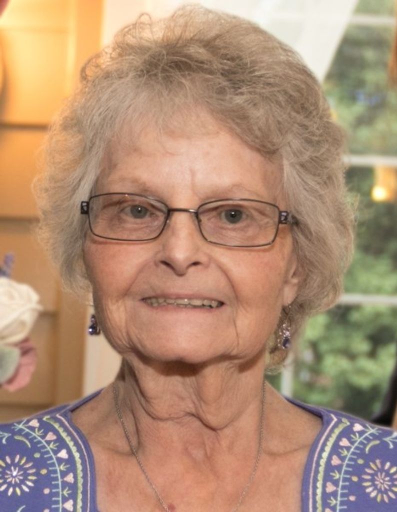 Joyce (Berg)  Andrews