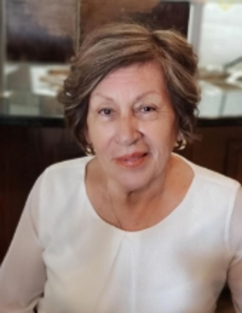 Maria Elena Garza Profile Photo