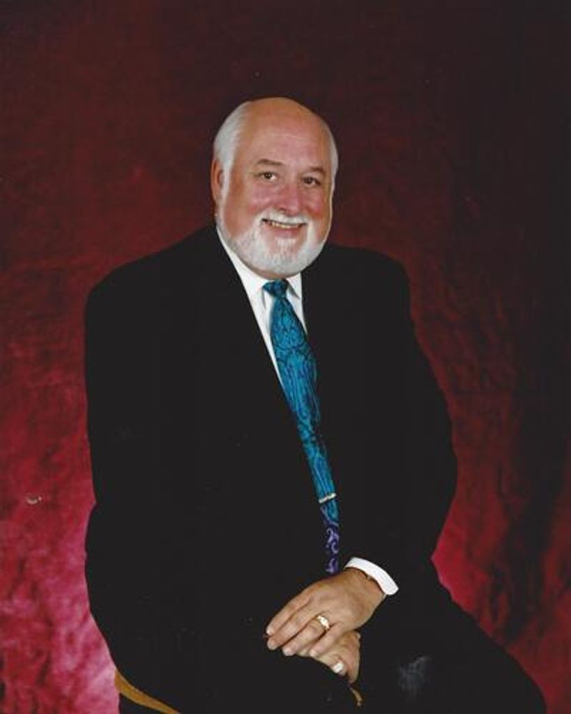 Peter G. Fernandez Profile Photo