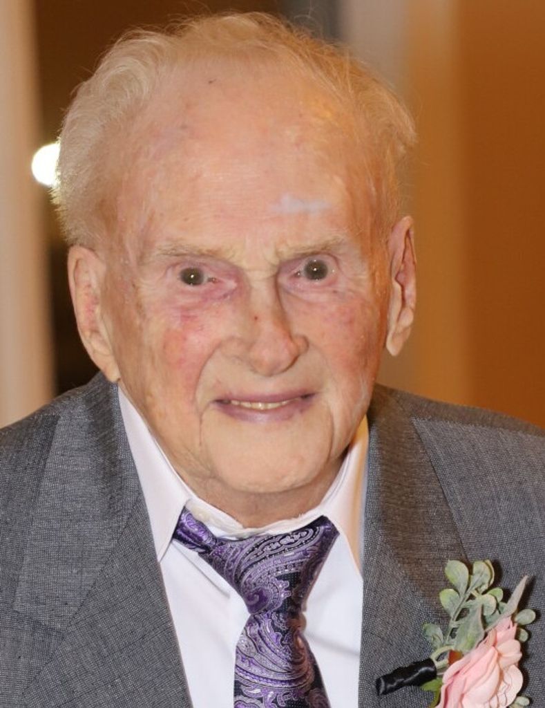 Everett R. Messenger Profile Photo