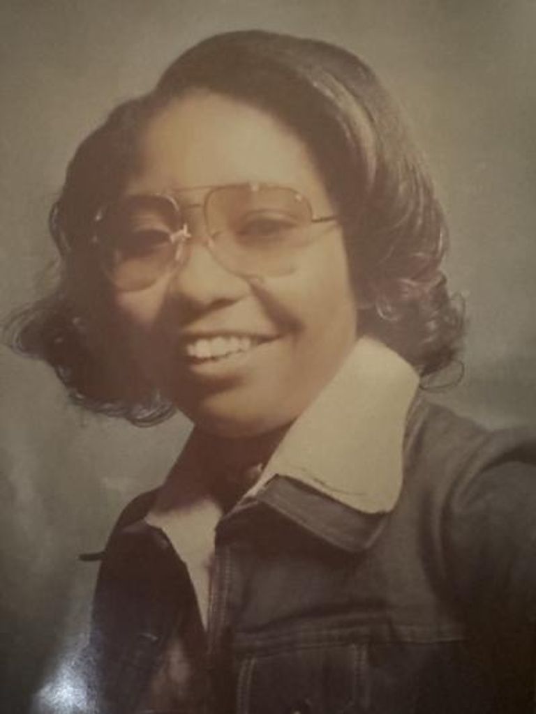 Angela Denise Dash Profile Photo