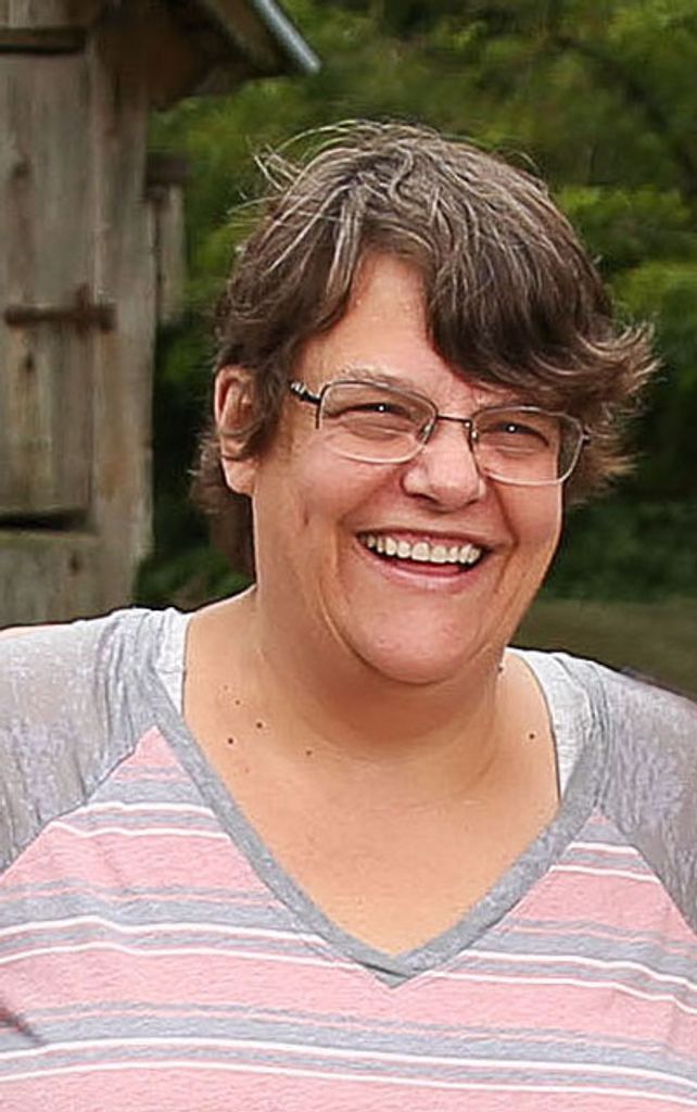 Bette L Kratoska Profile Photo