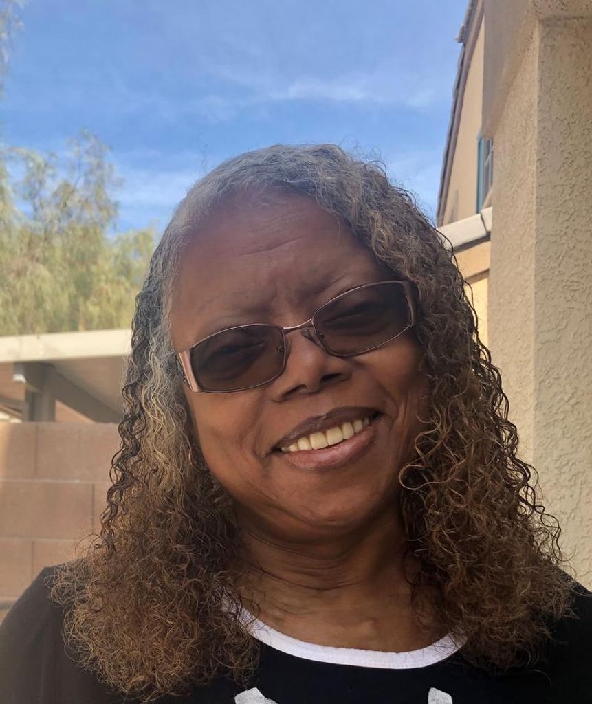 Edna "Kitten" Renee Gulley-Sanders Profile Photo