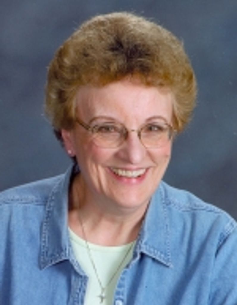 Doris M. Lunow-Marano-Ayers