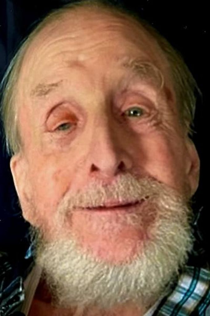 Thomas Glynn Burns Profile Photo