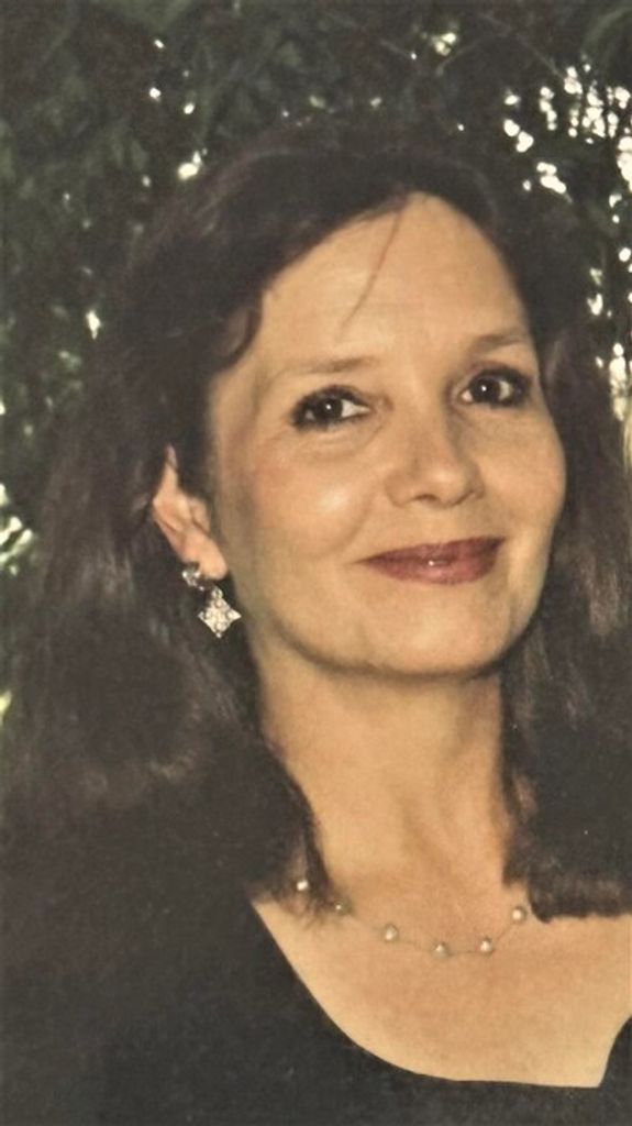 Iris Elaine Navarro Profile Photo