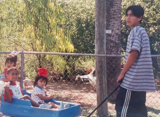 Gerardo Gonzalez photo gallery thumbnail 39 of 104