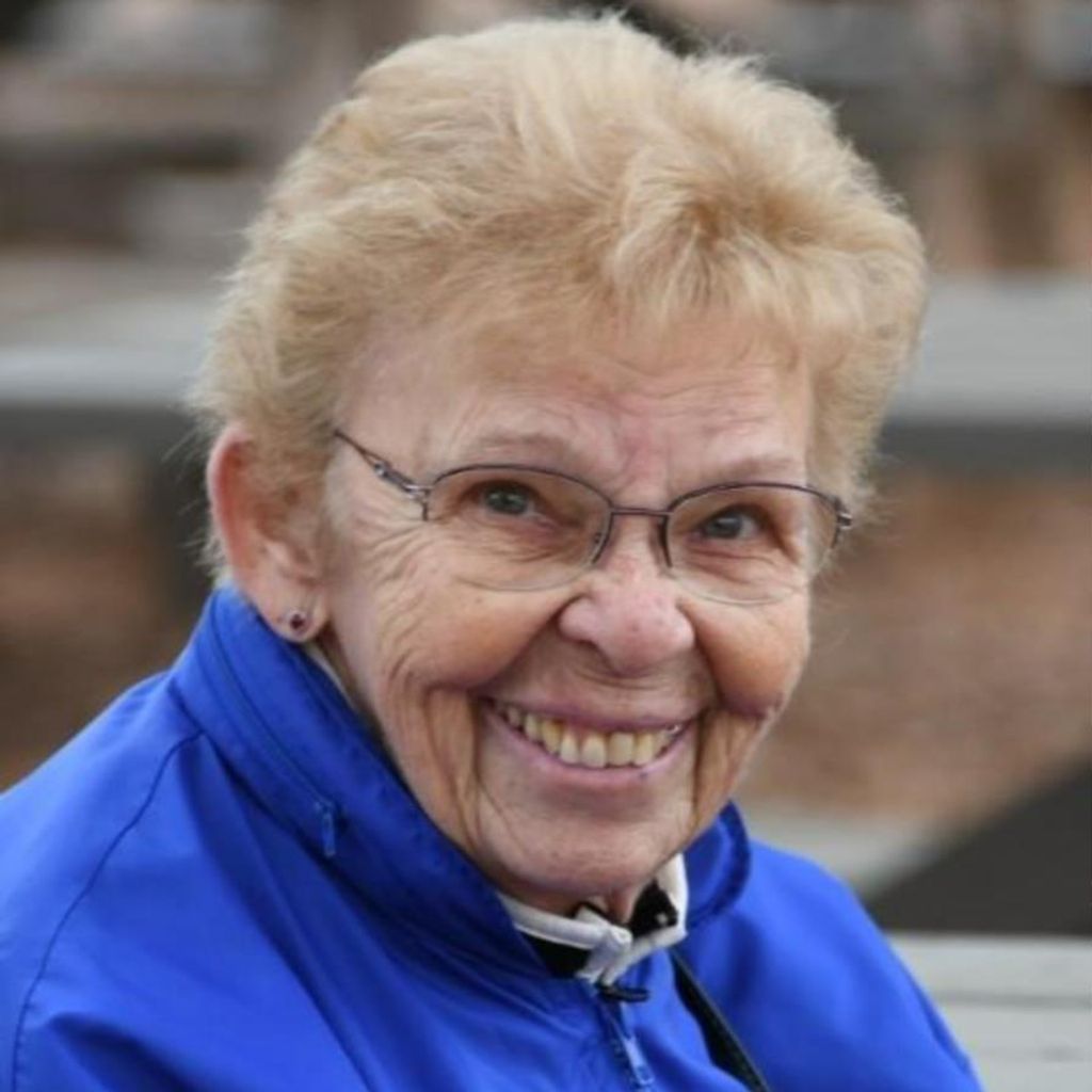 Mary Jo Schneider Profile Photo