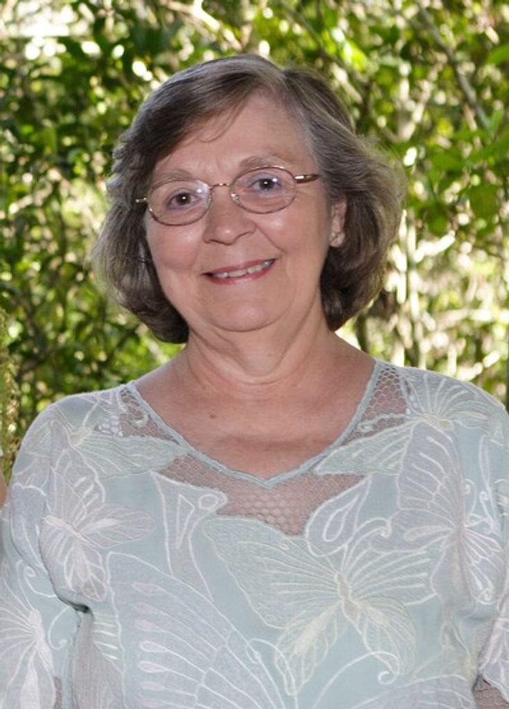 Lana Smoot Edwards Profile Photo