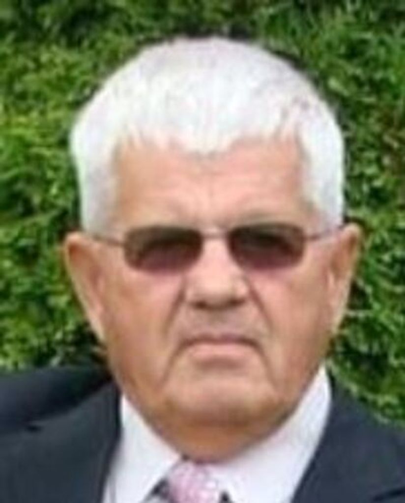 Lyle Vernon Wold Profile Photo