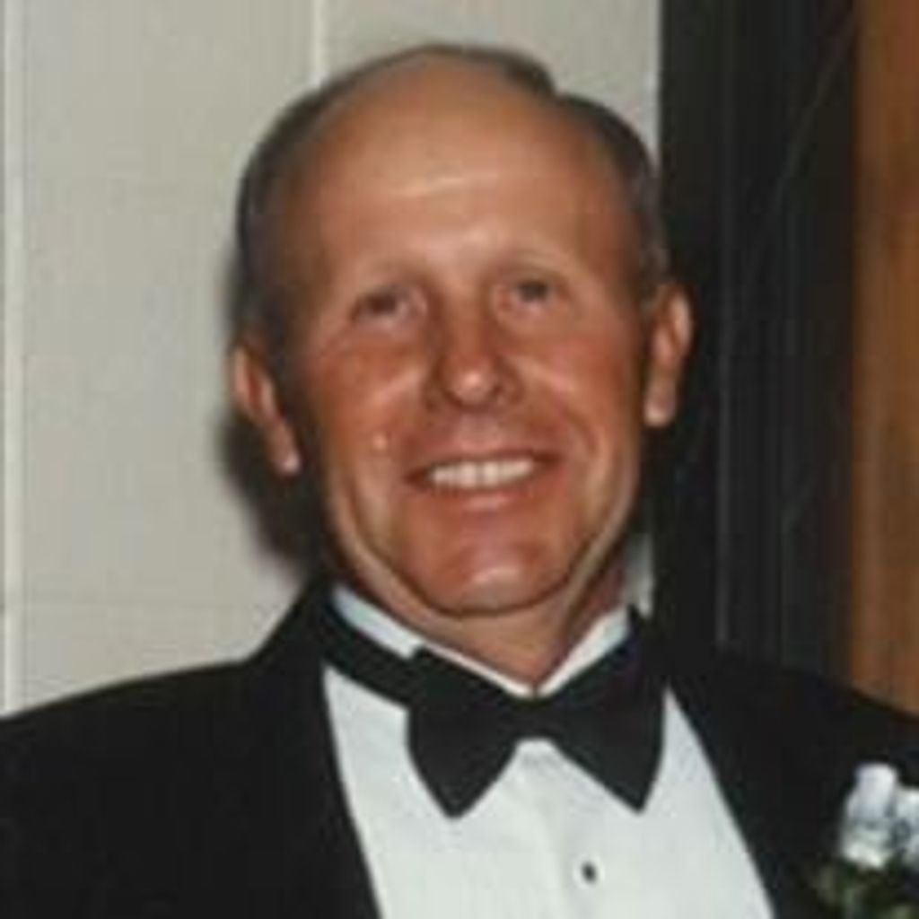 Earl Edward Eckmann