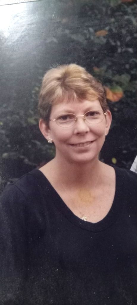 Julie Mae Beaty-Barrett Profile Photo