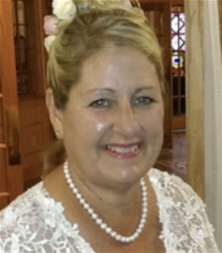 Mary Ellen Comer Profile Photo