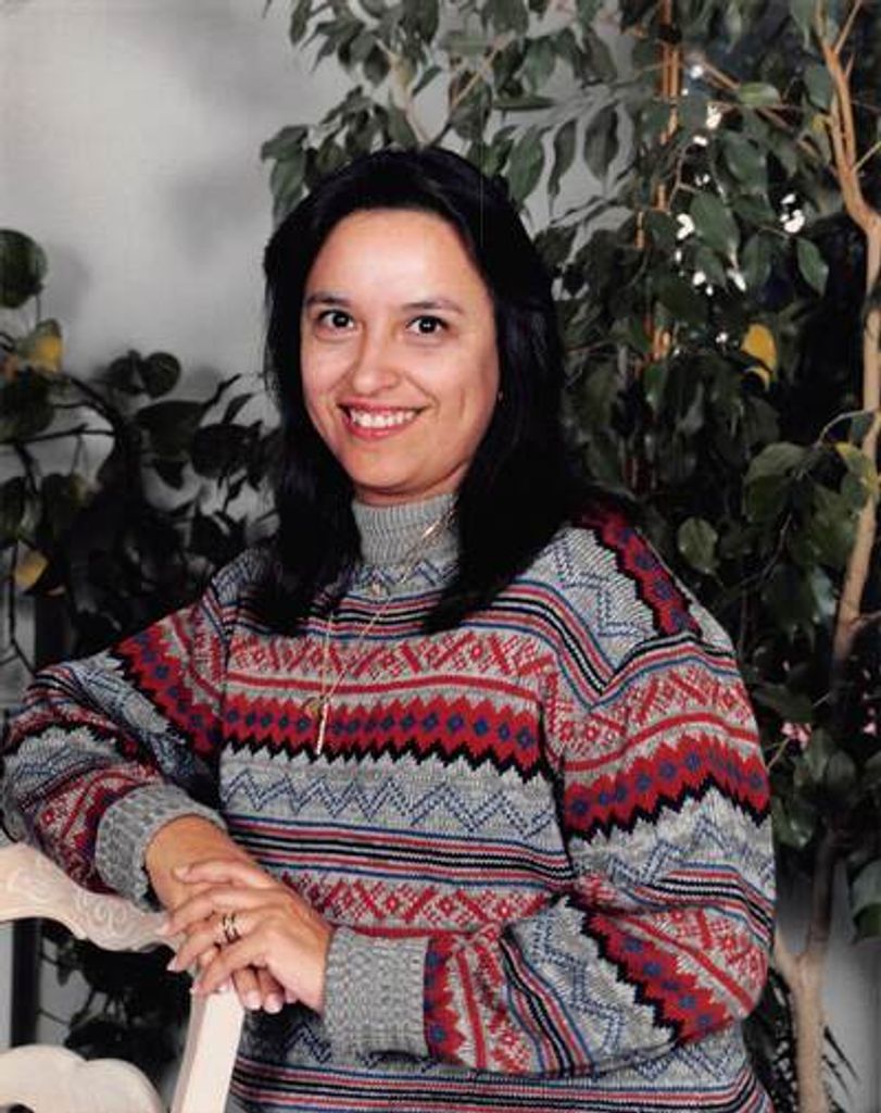 Rosalinda Cristina Mesa Profile Photo
