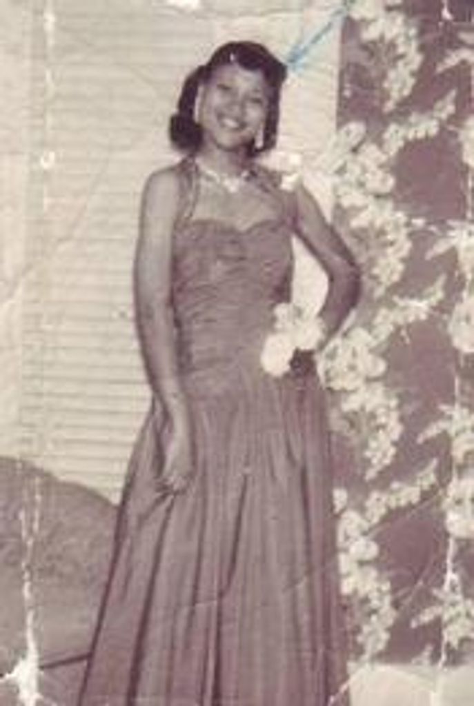 Sarah Lee Vaughn Profile Photo