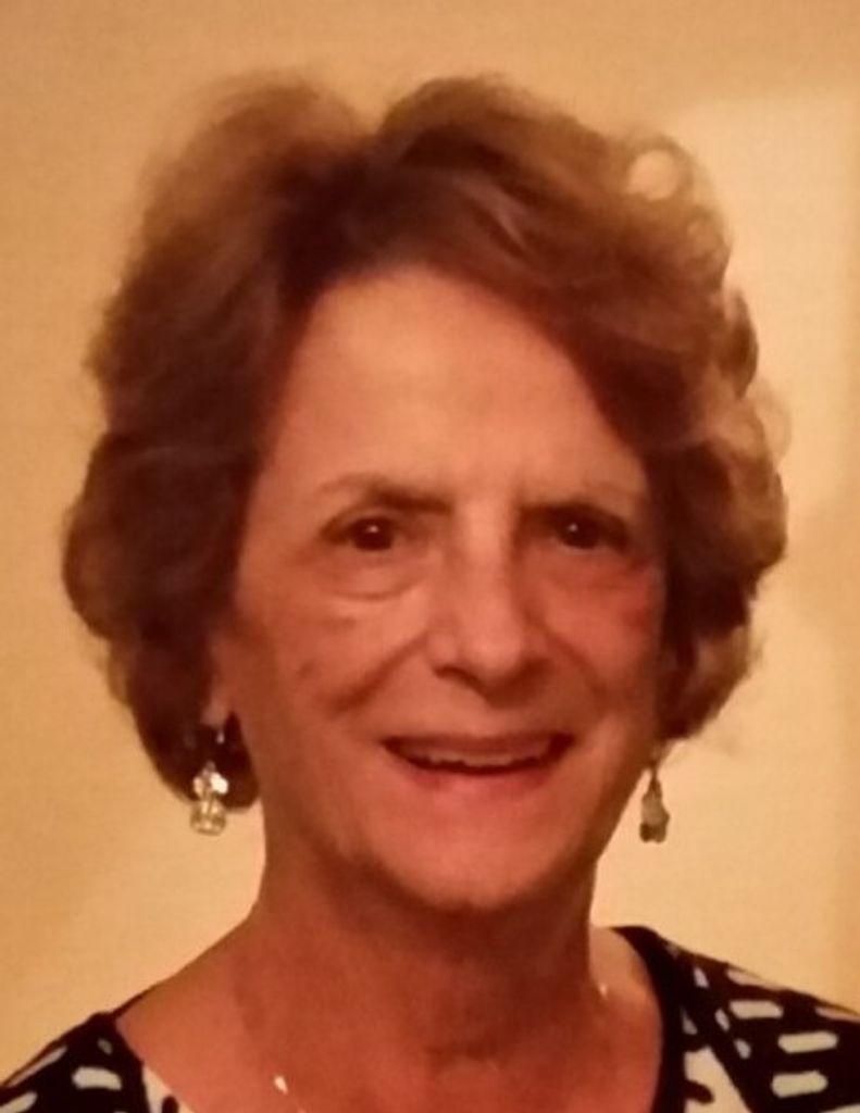 Johanna (Trivieri)  Giglio Profile Photo