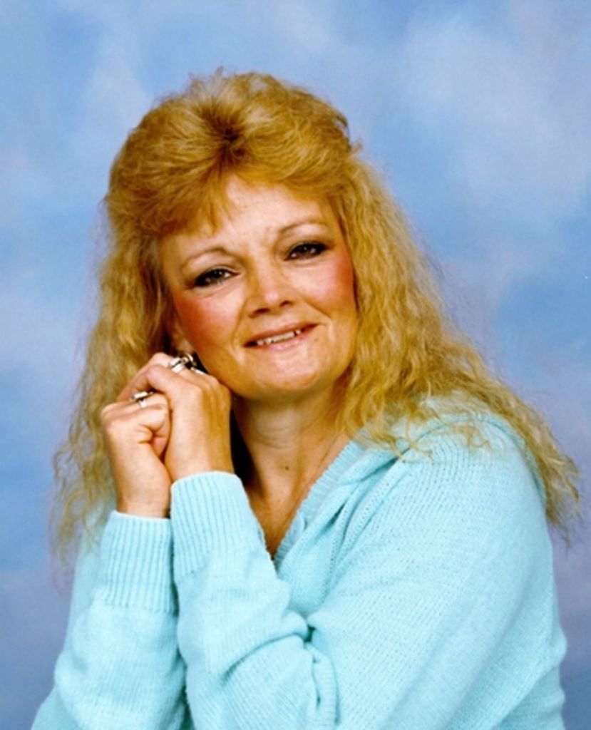 Linda Watson Profile Photo