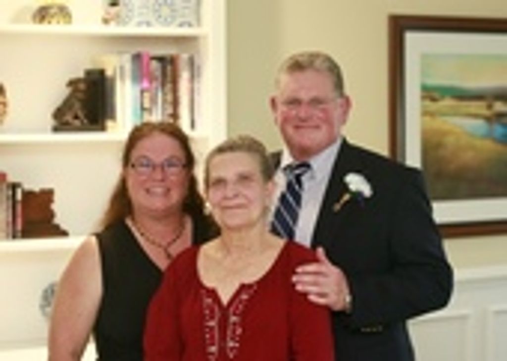 Carole Sue Willett (Kahl) Profile Photo