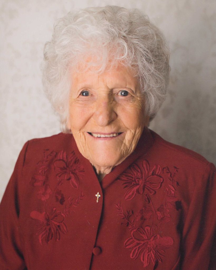 Maxine (Bauhs) Waddington