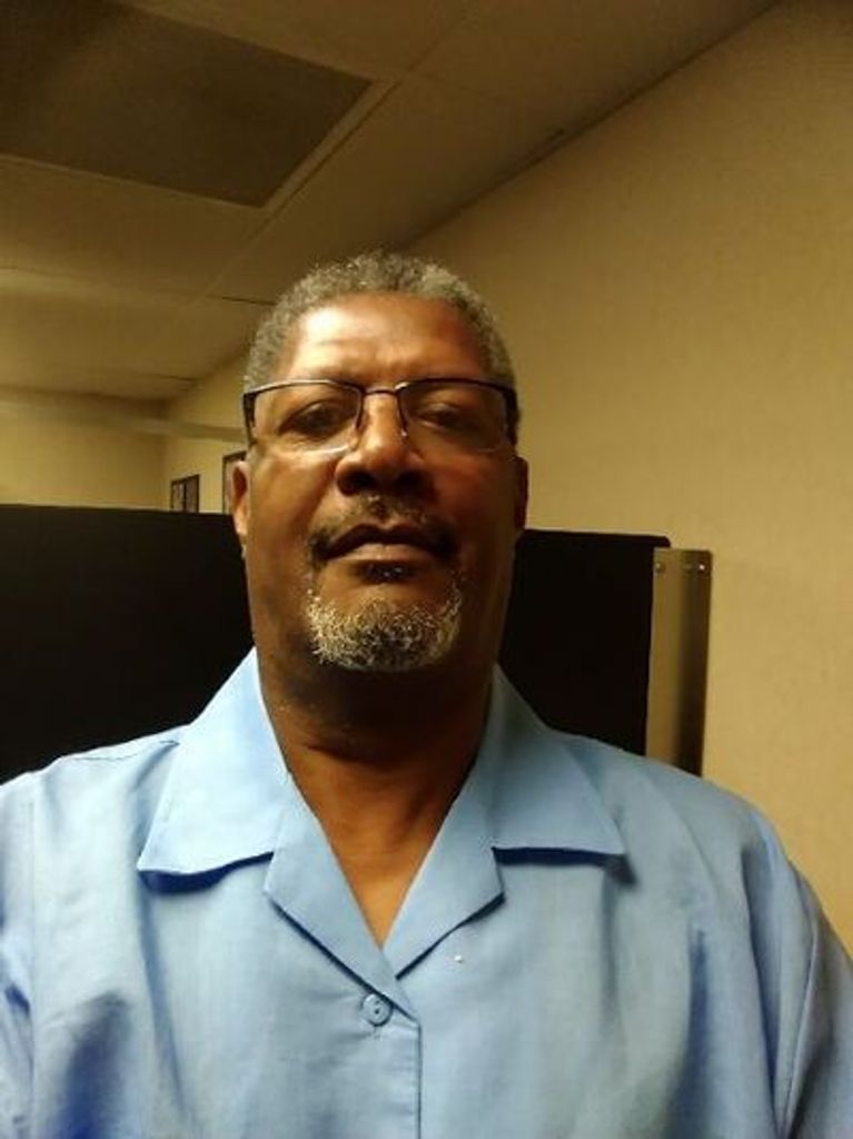 Benton Charles Cox Profile Photo