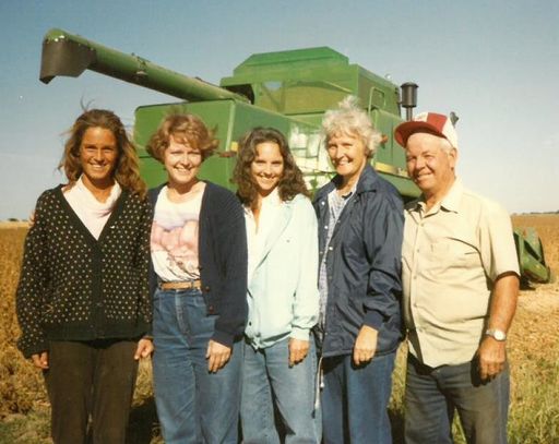 Donna Lyn Mosier photo gallery thumbnail 75 of 155