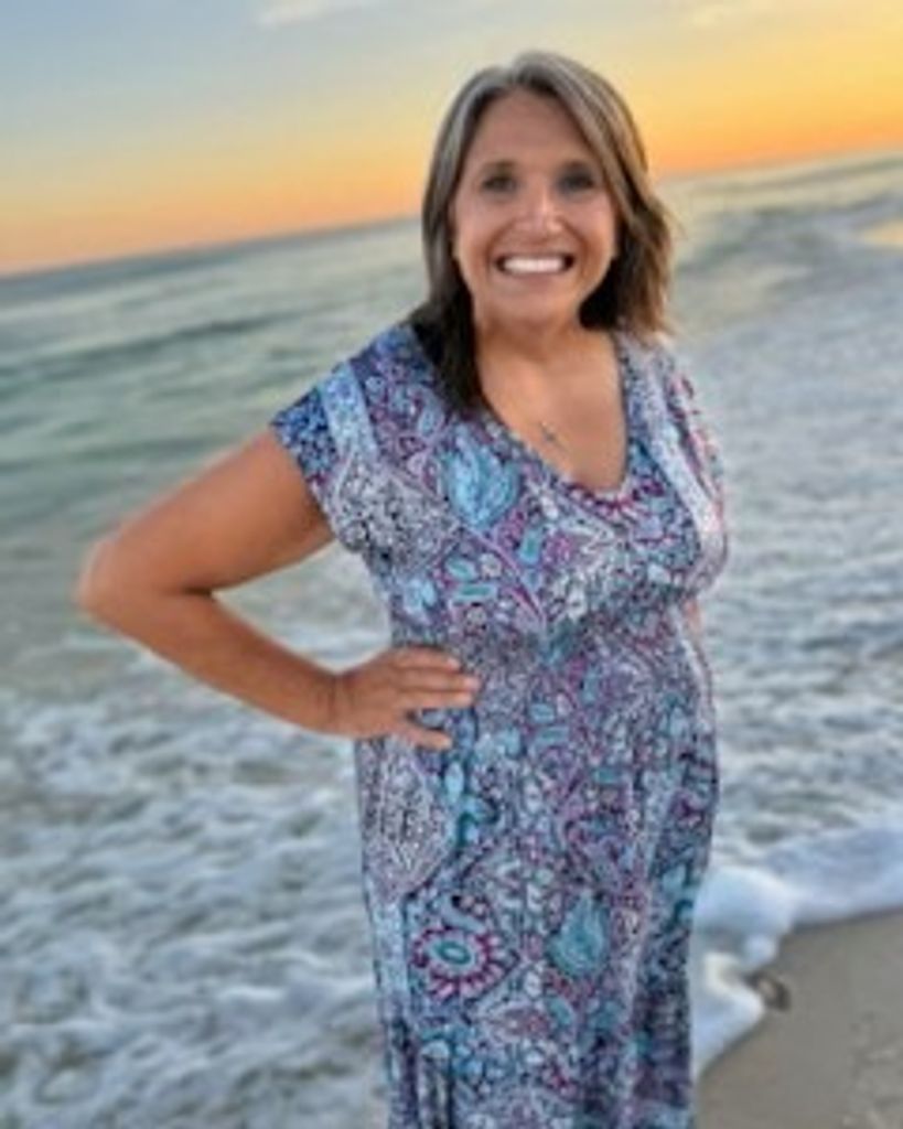 Sheri Lynne Wiggins Profile Photo