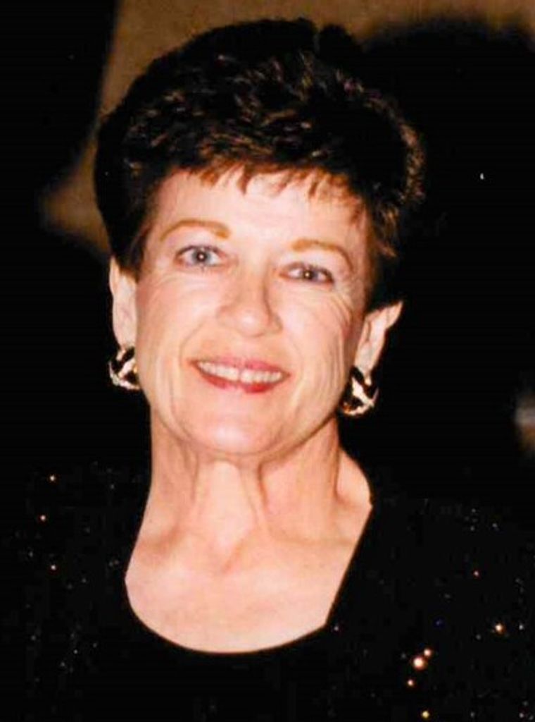 Doris S Featherstone