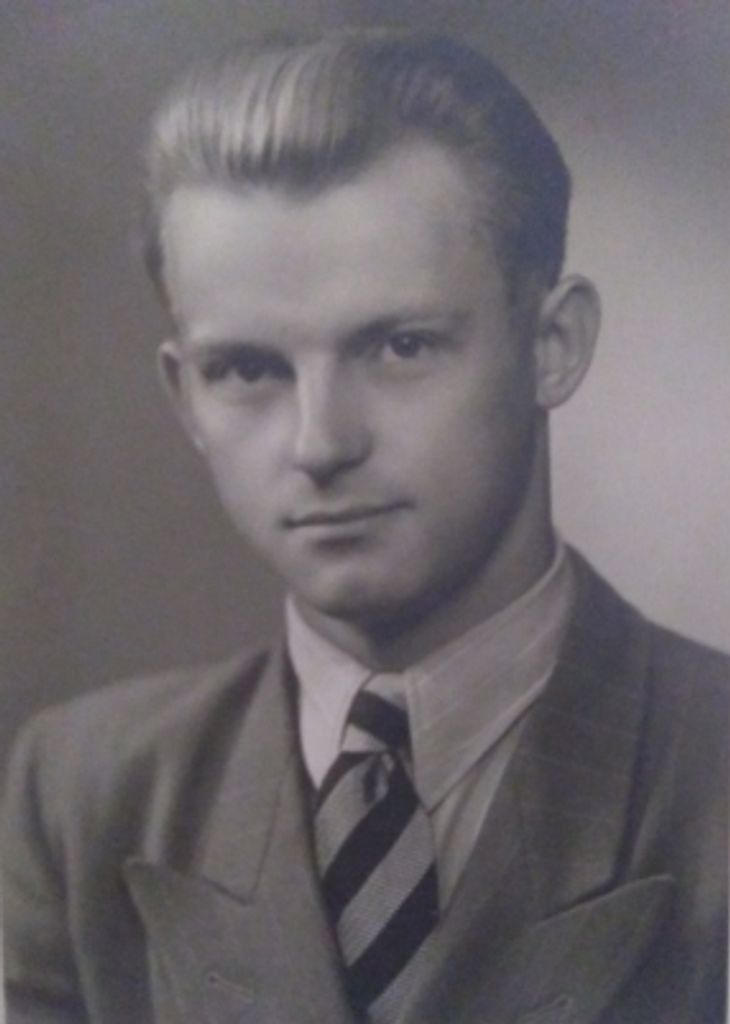 Konrad W Buchta Profile Photo