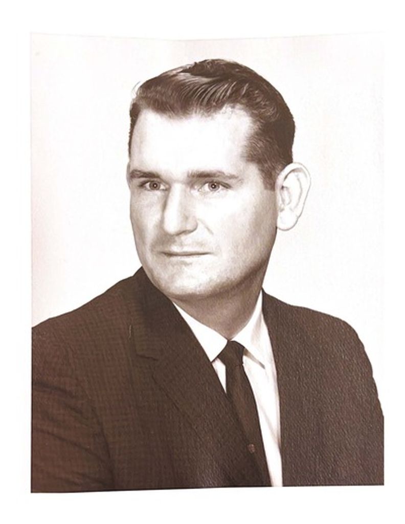 Robert James Mahoney Profile Photo