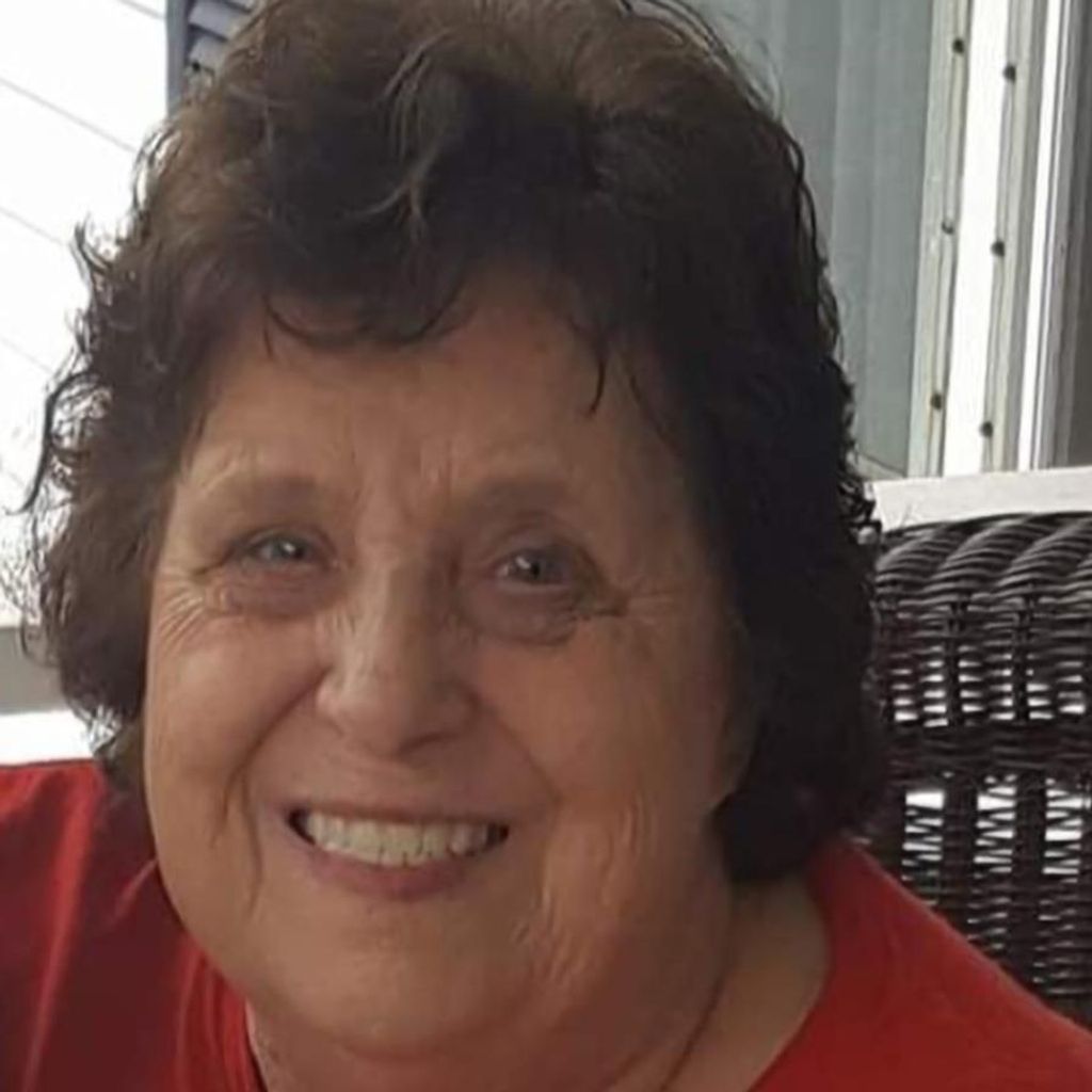 Della Mae Redden Profile Photo