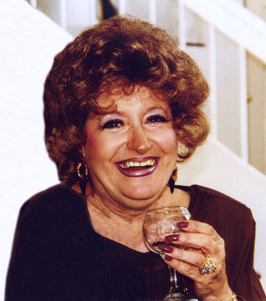 Vi Dorothy Yeretsian