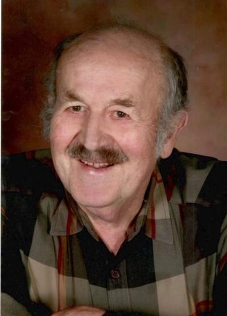 Kenneth Russell Profile Photo