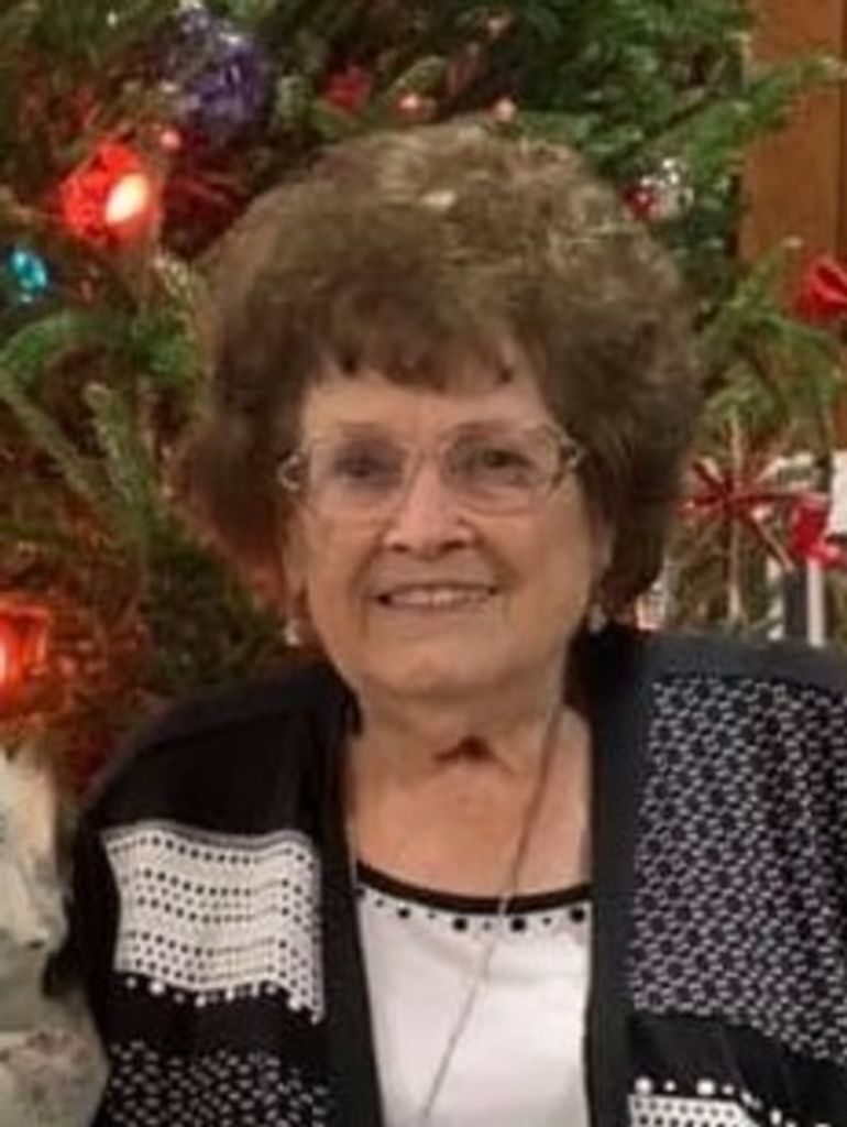 Oma Lee Hillis Profile Photo