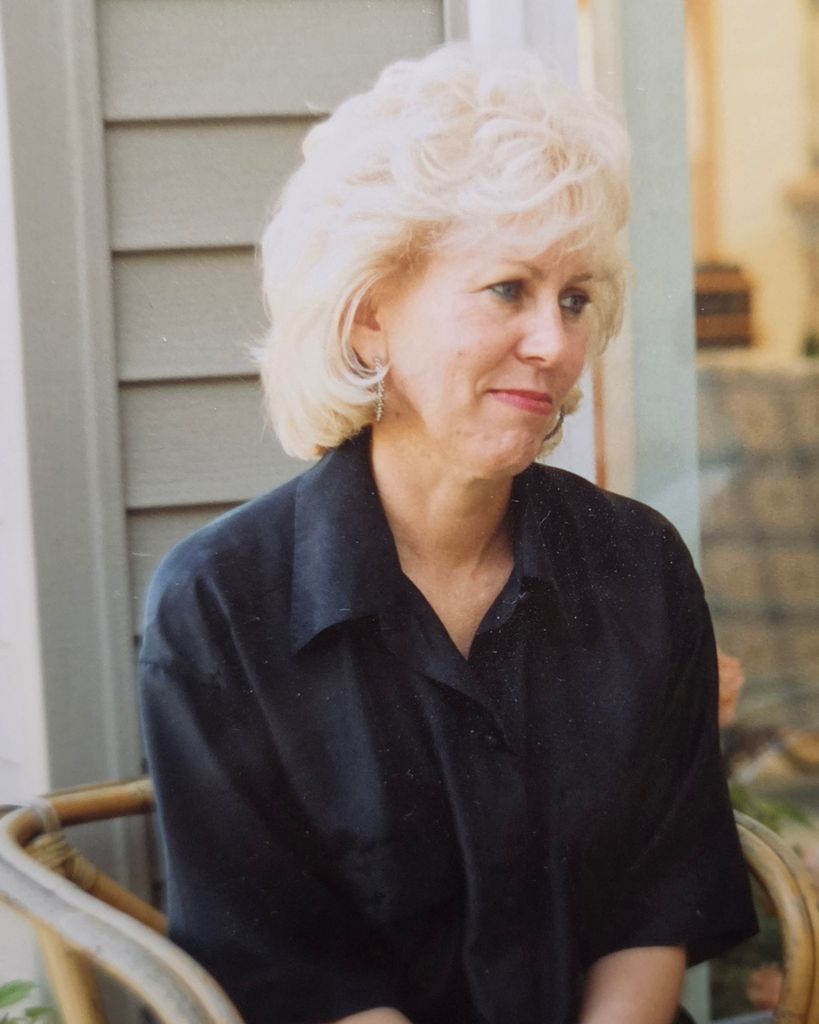 Ellen Marie Jones Profile Photo