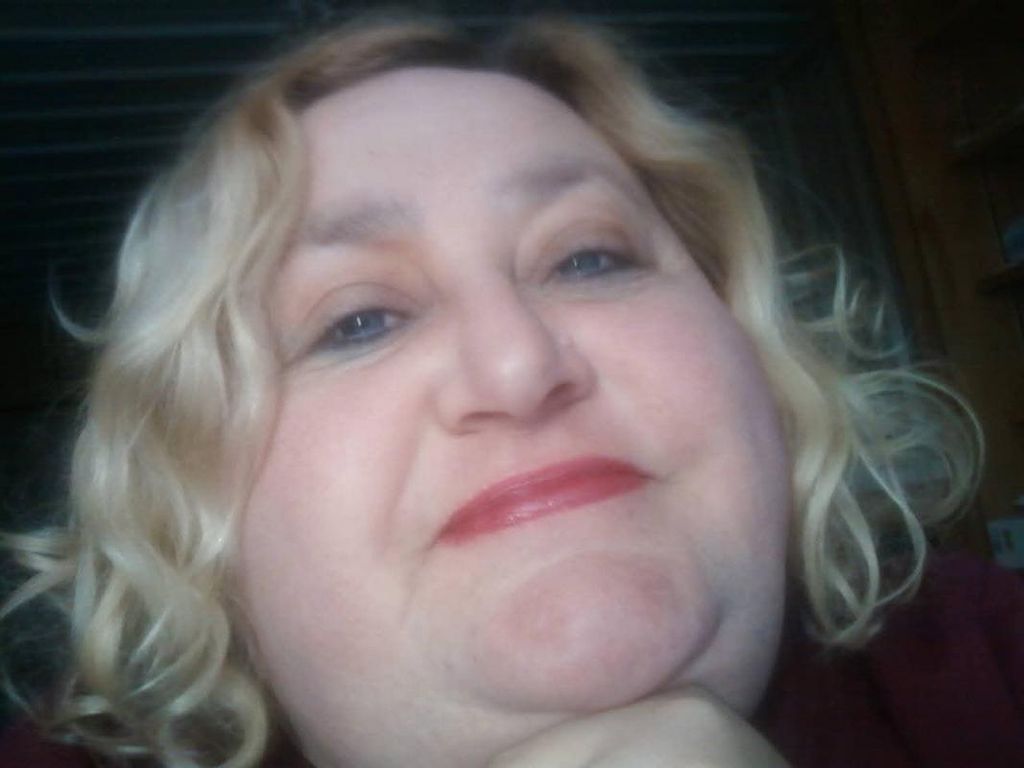 Lucy Darlene Burt Profile Photo