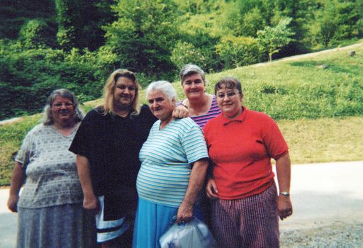 June (Griffith)  Fouts photo gallery thumbnail 20 of 32