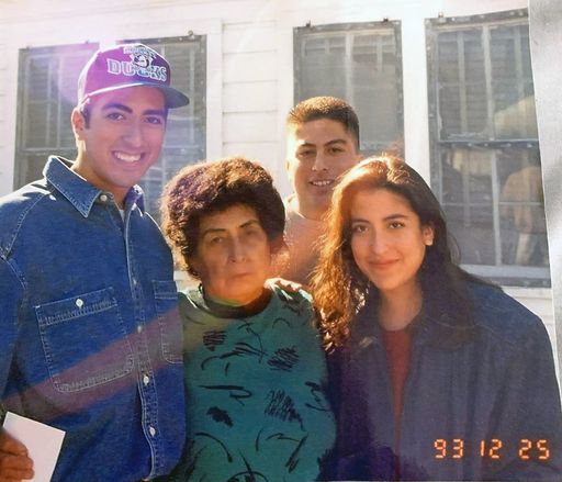 Maria Quintanilla photo gallery thumbnail 4 of 8