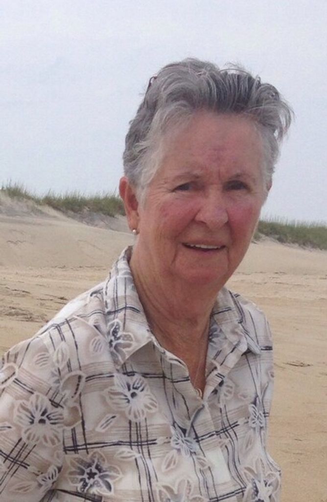 Lois Louise Ellis Profile Photo