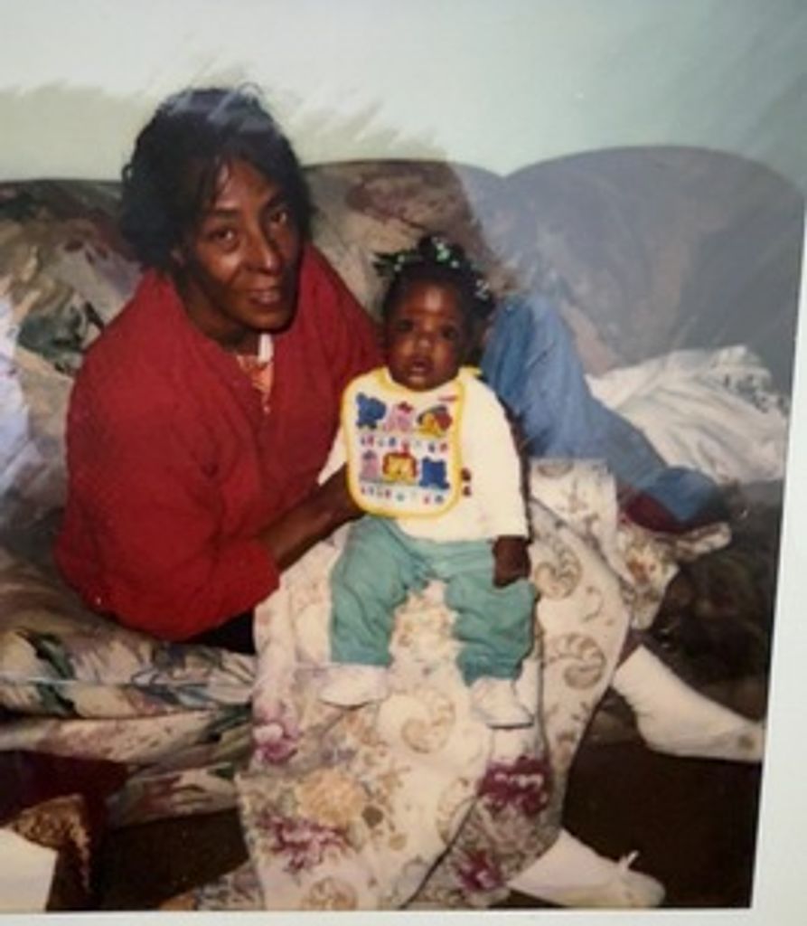 Sarah Brown Profile Photo