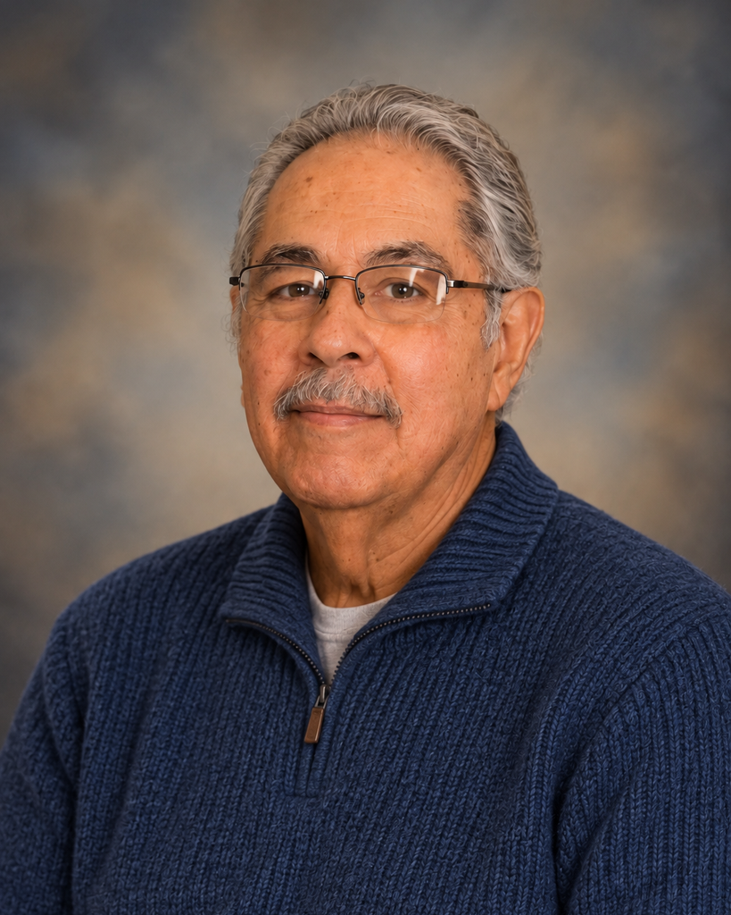 Daniel J Cruz